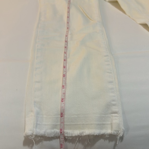 NWOT Levi's Denizen Women's Classic Modern Straight Crop Jeans in White Size 26 - Picture 12 of 12